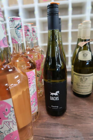 3 fl. Hvidvin DACHS RIESLING 2024