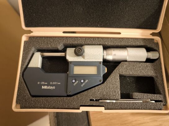 2 Stk. Mikrometerskruer MITUTOYO 0-25 MM