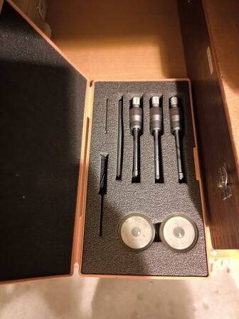 9 stk. Trepunktsmåler TESA, MITUTOYO