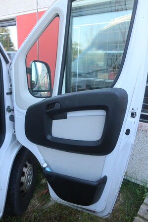 Kassevogn FIAT DUCATO 2,3 Mjt 140 Chassis. Med lift. nye billeder