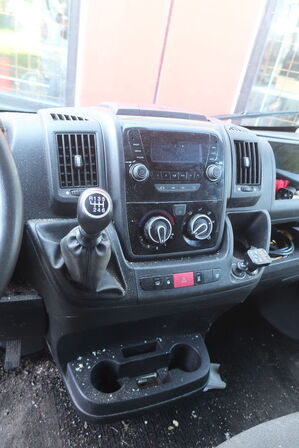 Kassevogn FIAT DUCATO 2,3 Mjt 140 Chassis. Med lift. nye billeder