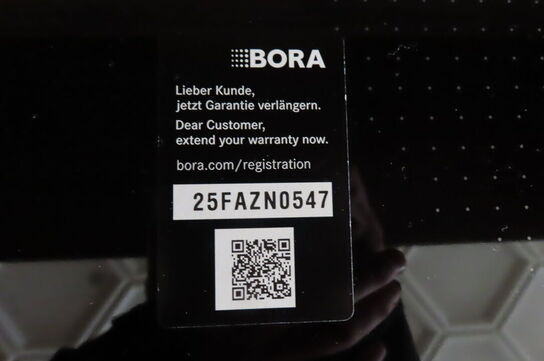 Induktionskogeplade med integreret emhætte BORA