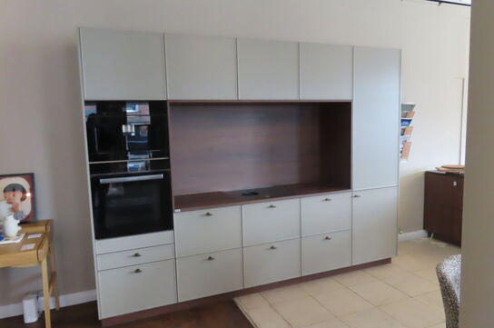 Køkkencenteret CPH ApS Del 2 *Køleskab, Ovn, Kaffemaskine mv.* *OBS STÅR PÅ EKSTERN LOKATION* UDLVERING EFTER AFTALE