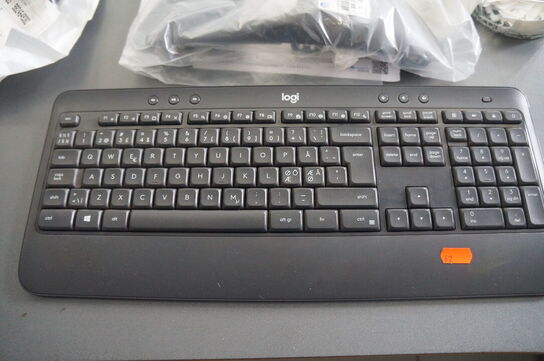 Tastatur, telefon, m.v.