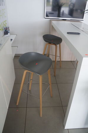 Loungemøblement inkl. Fladskærm