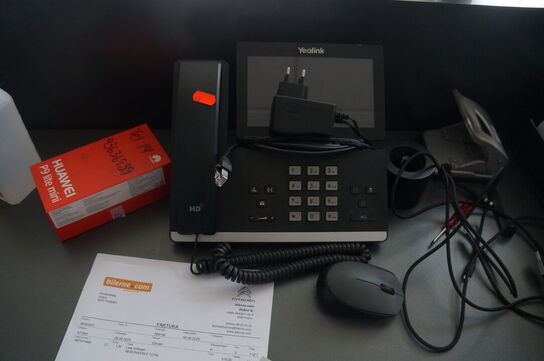 Tastatur, telefon, m.v.