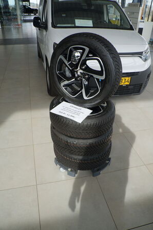 4 stk. Vinterdæk med fælge GOODYEAR CITROEN C3