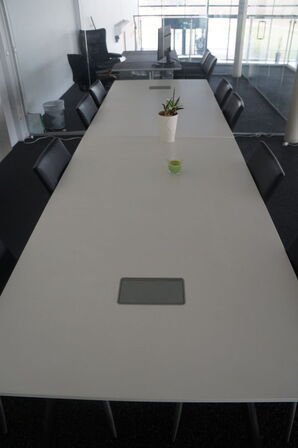 Konferencebord inkl. Stole