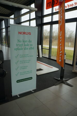 Diverse udstillingsreoler