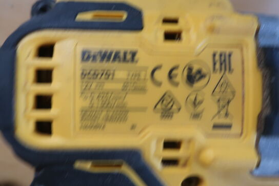 Akkuværktøj DEWALT krydslinjelaser & skruemaskine inkl. lader og batteri