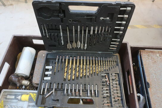 Div. værktøj m.v. (se billeder)