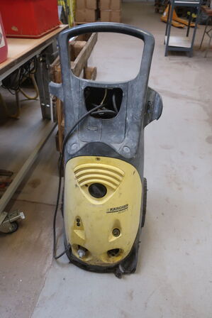 Højtryksrenser KÄRSCHER HD 10/25 S inkl. slange og greb