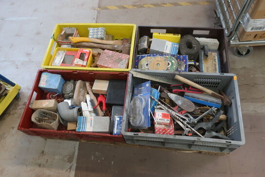 Div. værktøj m.v. (se billeder)