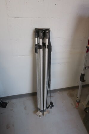 Rotationslaser (akku) HILTI PR 2-HS inkl. trefod