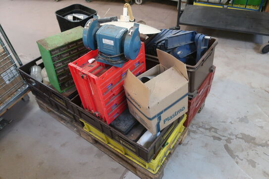 Div. værktøj m.v. (se billeder)