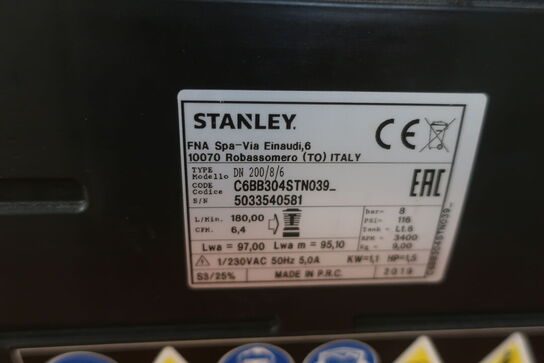 Kompressor STANLEY DN 200/8/6