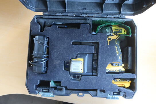Akkuværktøj DEWALT krydslinjelaser & skruemaskine inkl. lader og batteri