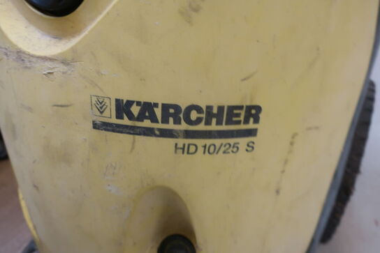Højtryksrenser KÄRSCHER HD 10/25 S inkl. slange og greb