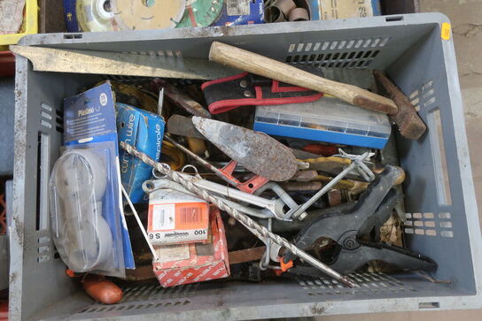 Div. værktøj m.v. (se billeder)