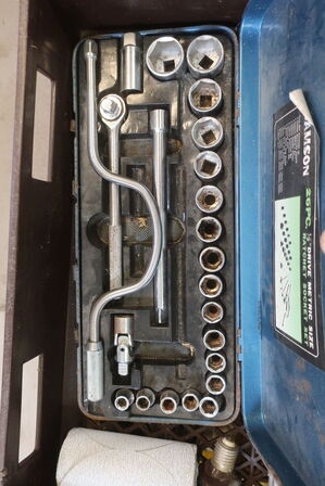 Div. værktøj m.v. (se billeder)