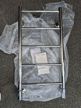 Små Elektrisk Håndklædetørrer 80x 40 ny