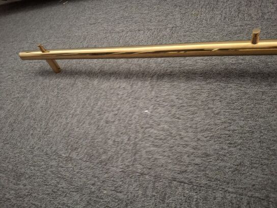 Guld håndklædetørrer 150 med timer