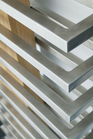 Omegna træ Håndklædetørrer