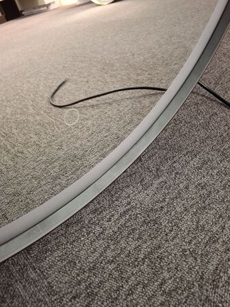 Spejl - Hvidt Rund Spejl med lys og spejlafdugger 900mm