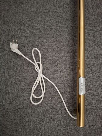 Guld håndklædetørrer 150 med timer