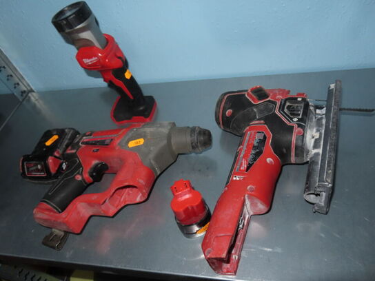 Stiksav, Boremakskine, Lygte - MILWAUKEE