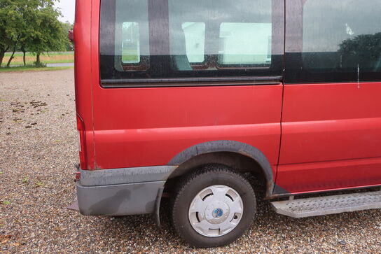 Personbil FORD Transit 300s 2.2 Tdci (MOMSFRI)