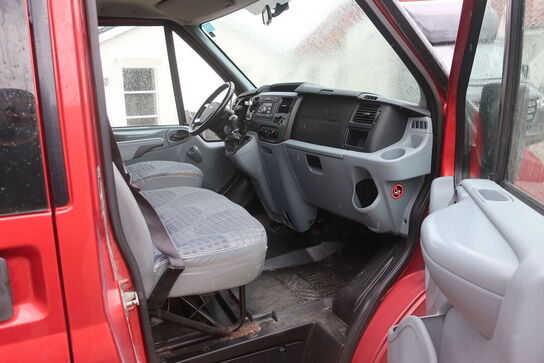 Personbil FORD Transit 300s 2.2 Tdci (MOMSFRI)