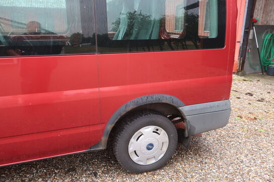 Personbil FORD Transit 300s 2.2 Tdci (MOMSFRI)