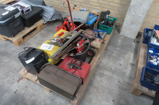 Palle med diverse håndværktøj mv. 
