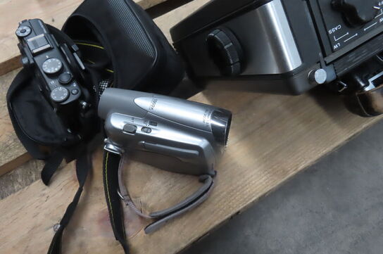 2 stk. Kamera + radio 