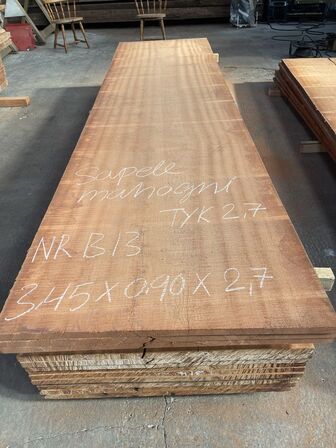 Træplanke i SAPELE (mahogni) 3,45x0,90m - 2,7 cm tyk