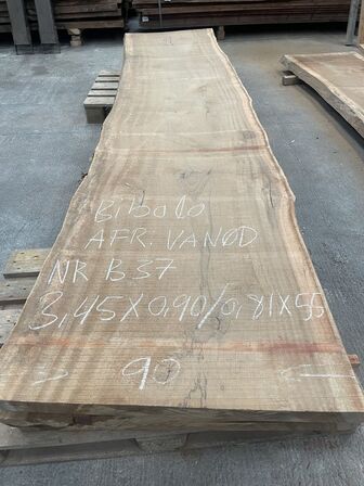 Træplanke i BIBOLO (Afr. valnød) 3,45x0,90/0,81m - 5,5 cm tyk