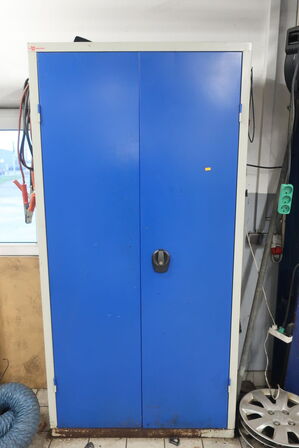 Kemiskab med indhold