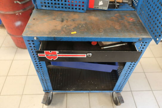 Værkstedsvogn med indhold