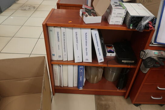 2 stk. reoler samt skuffemodul 