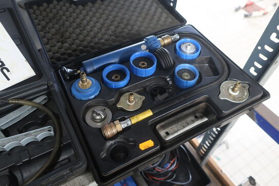 2 stk. specialværktøj