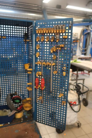 Værkstedsvogn med indhold