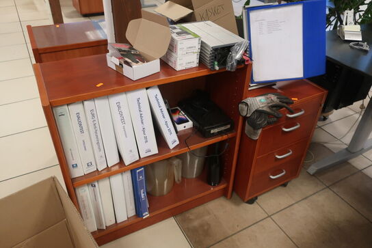 2 stk. reoler samt skuffemodul 