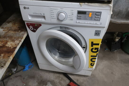 Vaskemaskine samt tørretumbler