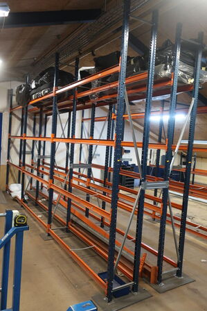 6 fag dækreoler med indhold