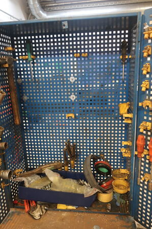 Værkstedsvogn med indhold