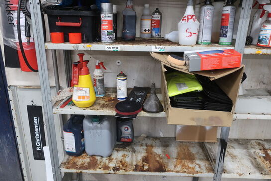 3 stk. reoler med indhold