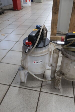 2 stk. bremseudluftere WURTH 