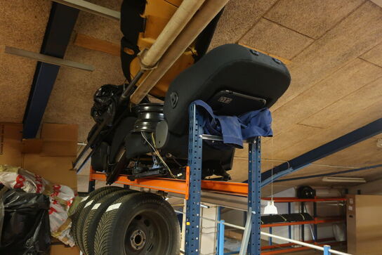 3 fag dækreoler med indhold