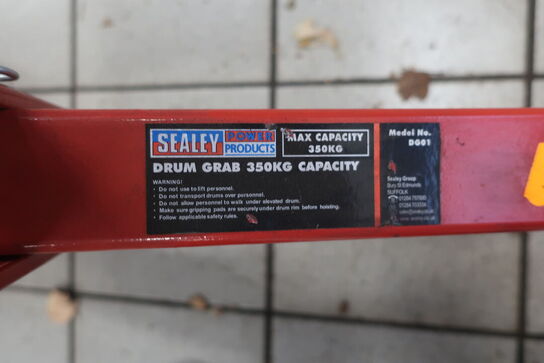 Tøndeløfteåg SEALEY 350 kg. 
